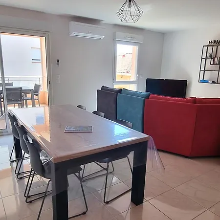 T4 Climatise Avec Parking A 2 Pas De La - Fr-1-309-359 Daire *