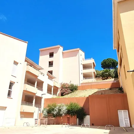 T4 Climatise Avec Parking A 2 Pas De La - Fr-1-309-359 * Banyuls-sur-Mer
